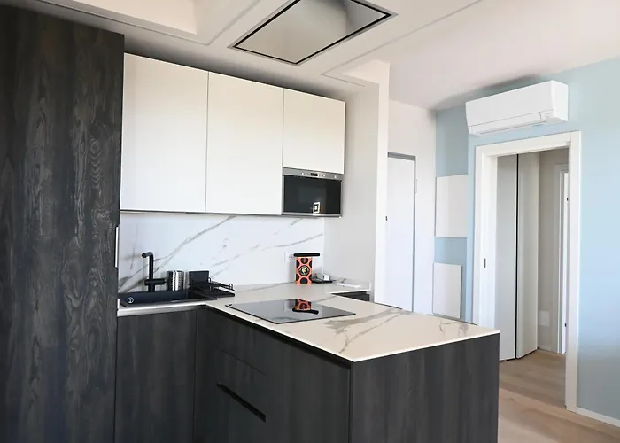 Cn003 - Cesenatico, Bilocale Fronte Mare Con Terrazzo Panoramico *