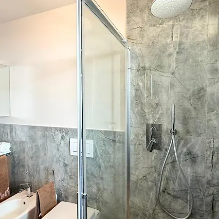 Cn003 - Cesenatico, Bilocale Fronte Mare Con Terrazzo Panoramico *