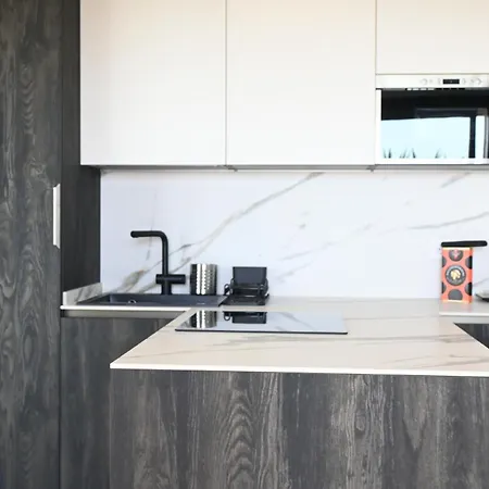 Апартаменты Cn003 - Cesenatico, Bilocale Fronte Mare Con Terrazzo Panoramico