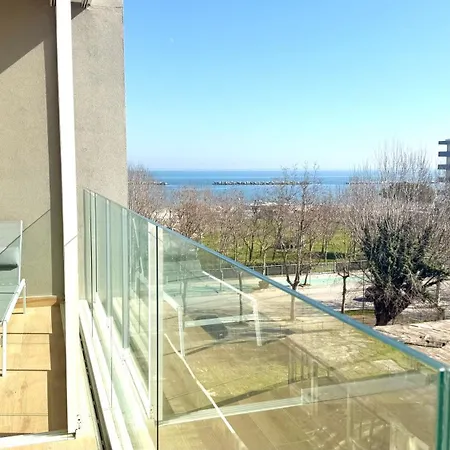 Cn003 - Cesenatico, Bilocale Fronte Mare Con Terrazzo Panoramico Чезенатико