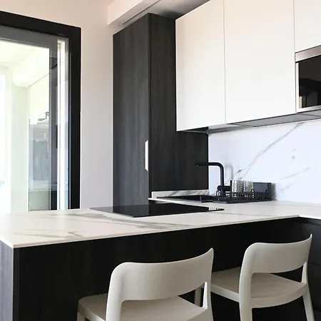 Cn003 - Cesenatico, Bilocale Fronte Mare Con Terrazzo Panoramico