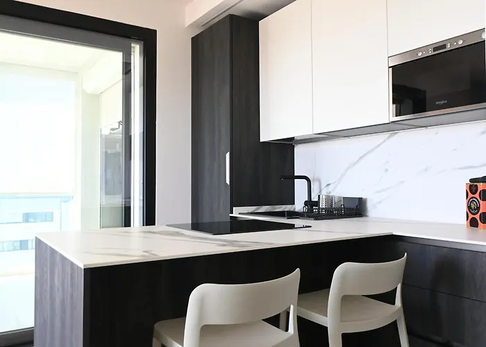 Cn003 - Cesenatico, Bilocale Fronte Mare Con Terrazzo Panoramico